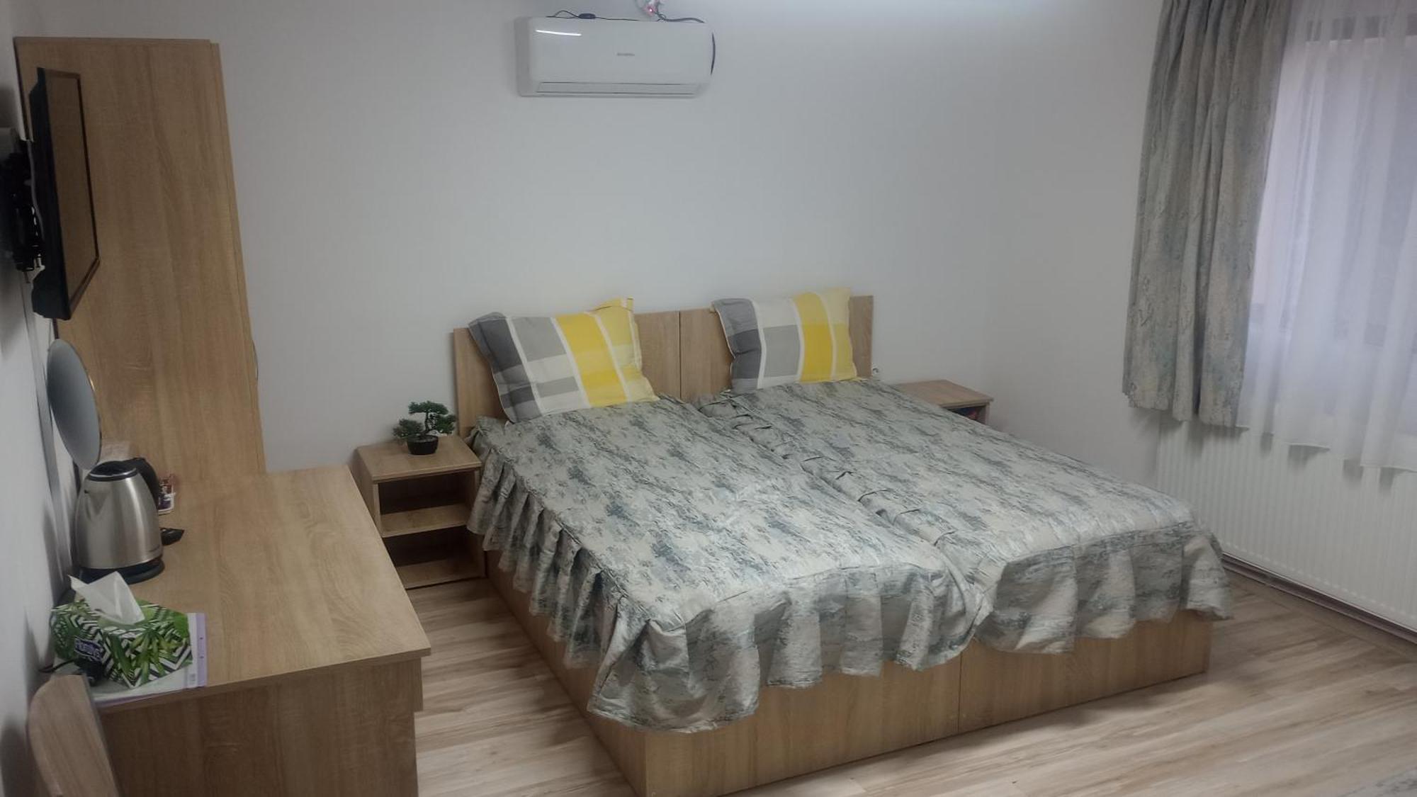 Casa Sofia Hotel Târgu Jiu Екстериор снимка
