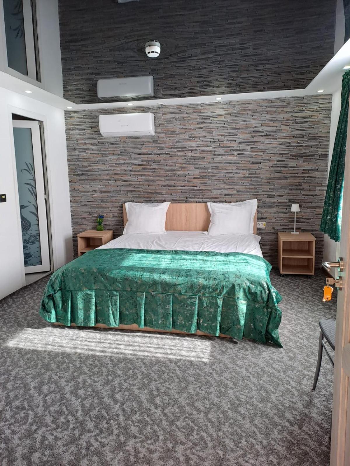Casa Sofia Hotel Târgu Jiu Екстериор снимка